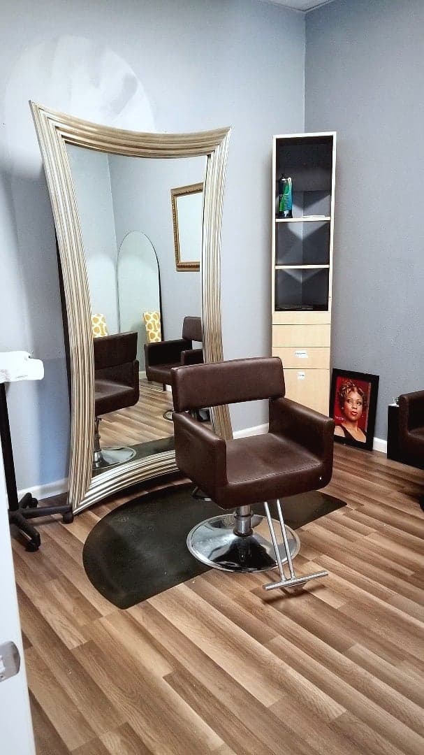 Creative Stylz — photo from their Google Business Profile