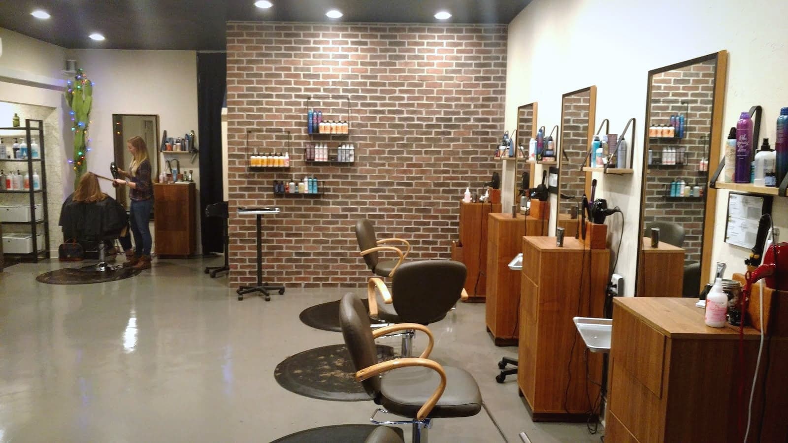 Hue Salon — photo from their Google Business Profile