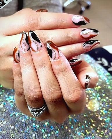 Luxe Nails Lounge — photo from their Google Business Profile