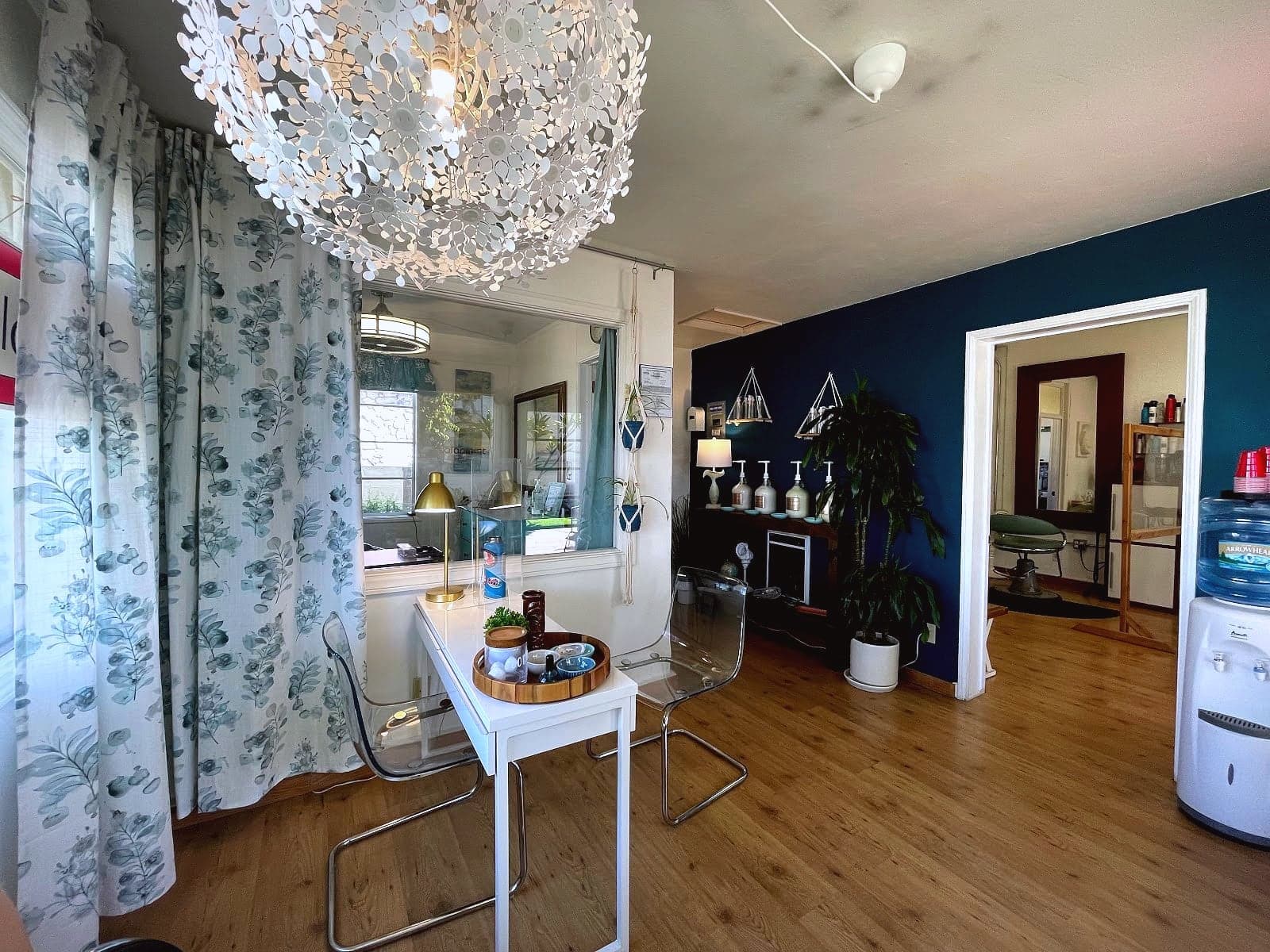 Salon Mint — photo from their Google Business Profile